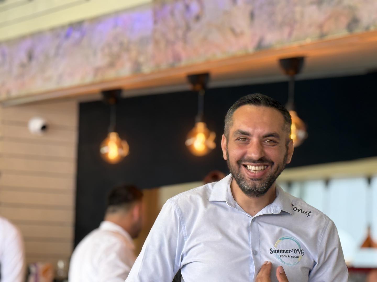 Terasa la mare in Costinesti cu mancare si bauturi